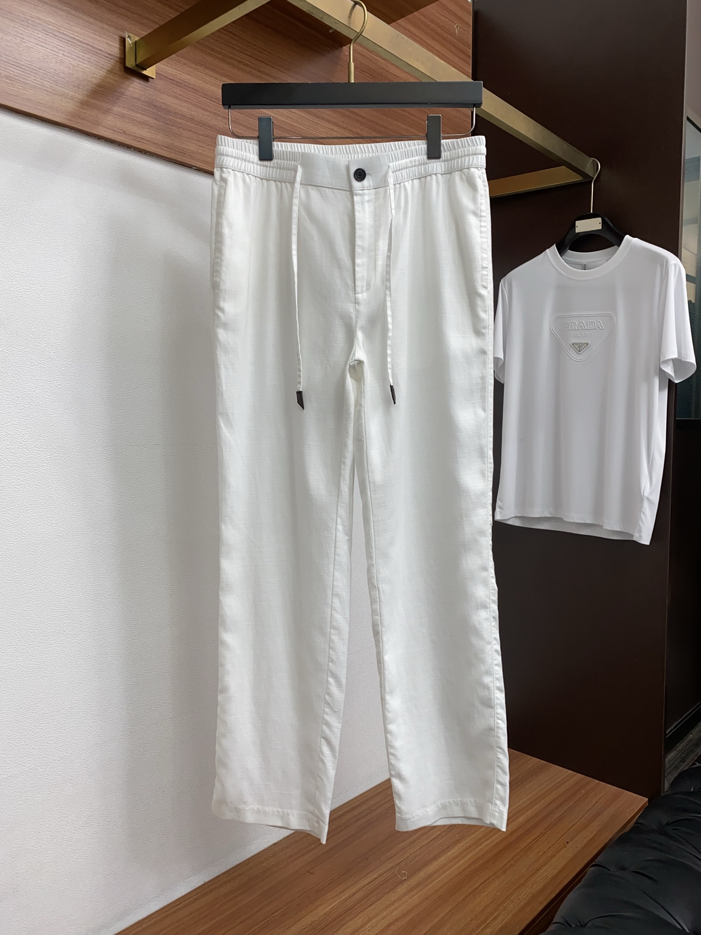 Loro Piana 诺悠翩雅 25FW秋冬新款男士休闲定制亚麻裤  贸易公司渠道稀出，同步官网发售！时