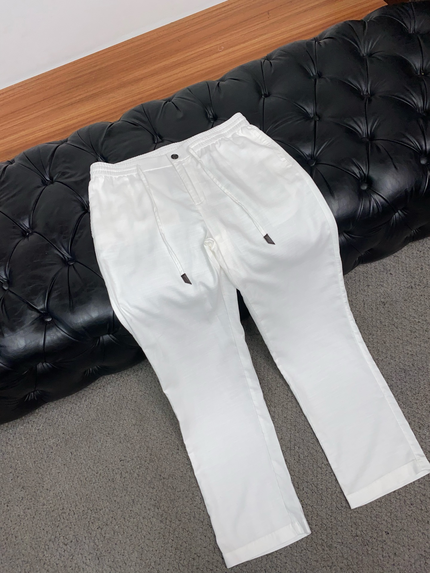 Loro Piana 诺悠翩雅 25FW秋冬新款男士休闲定制亚麻裤  贸易公司渠道稀出，同步官网发售！时