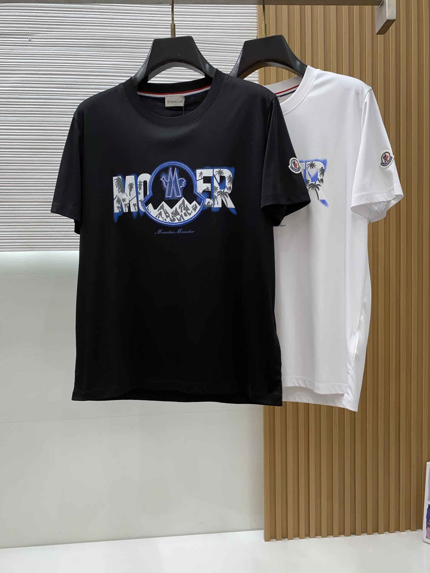 蒙口 2026春夏新款首发专柜最新款圆领短袖 高端订制 设计前卫时尚！品牌logo重工艺设计 高端定制8