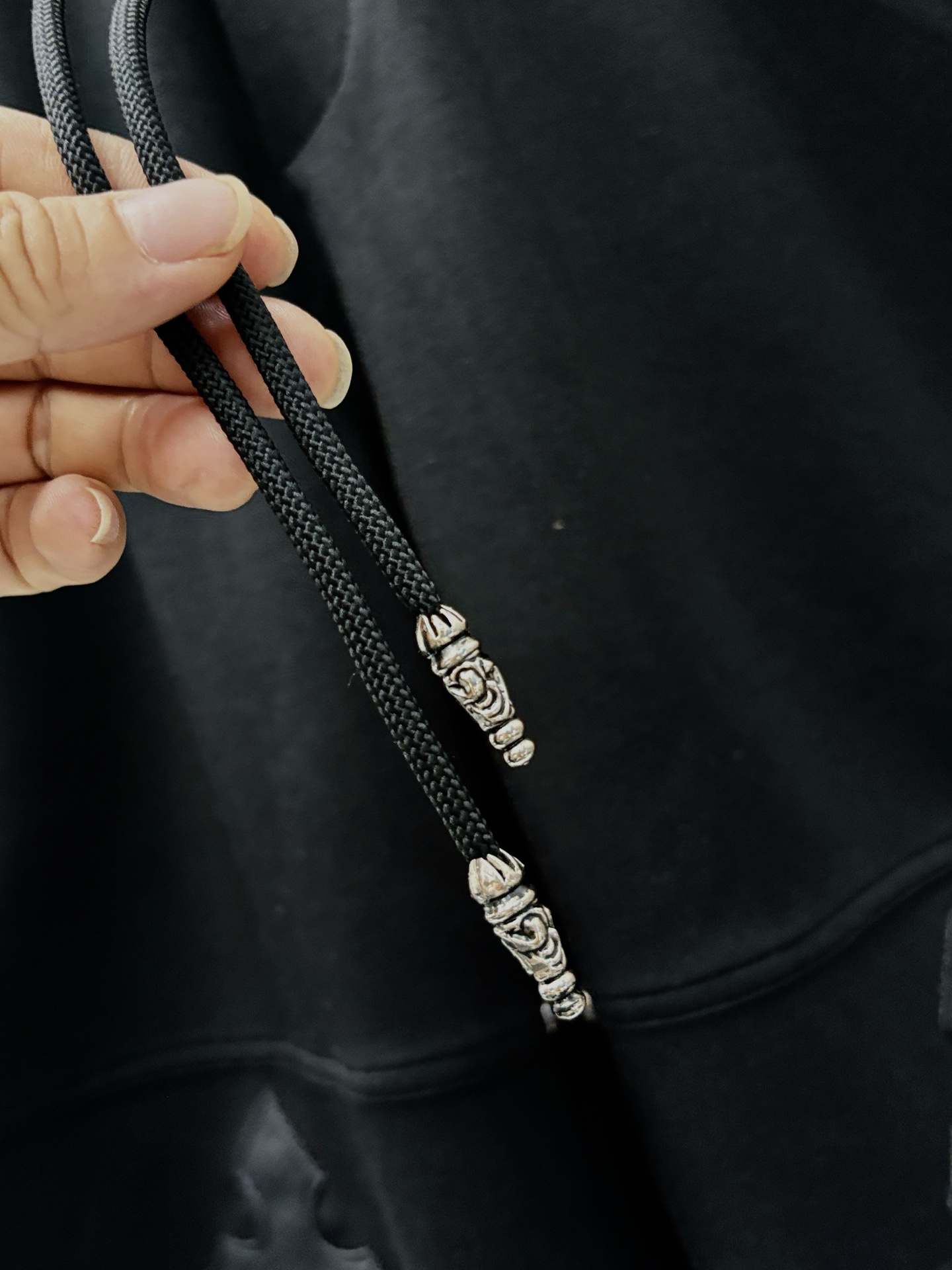 克罗心 春夏新款休闲短裤 品牌经典系列 纯棉面料 舒适度极好，手触感强烈。原版品牌logo 辨识度极高 