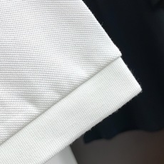 普拉达 2026春夏新品细纹珠地商务Polo,极简的衣身造型!顶级针织棉质混纺质地 整体的触感极为舒适, 普拉达 2026春夏新品细纹珠地商务Polo,极简的衣身造型!顶级针织棉质混纺质地 整体的触感极为舒适,
