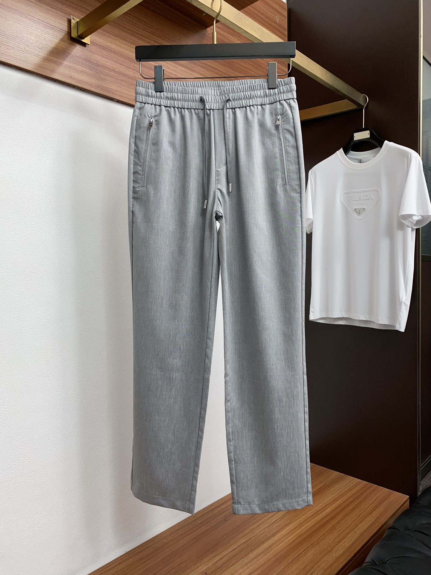 Loro Piana 诺悠翩雅 高端定制、2026早春最新款麻料休闲裤 柜台同步发售 定制亚麻面料 客供