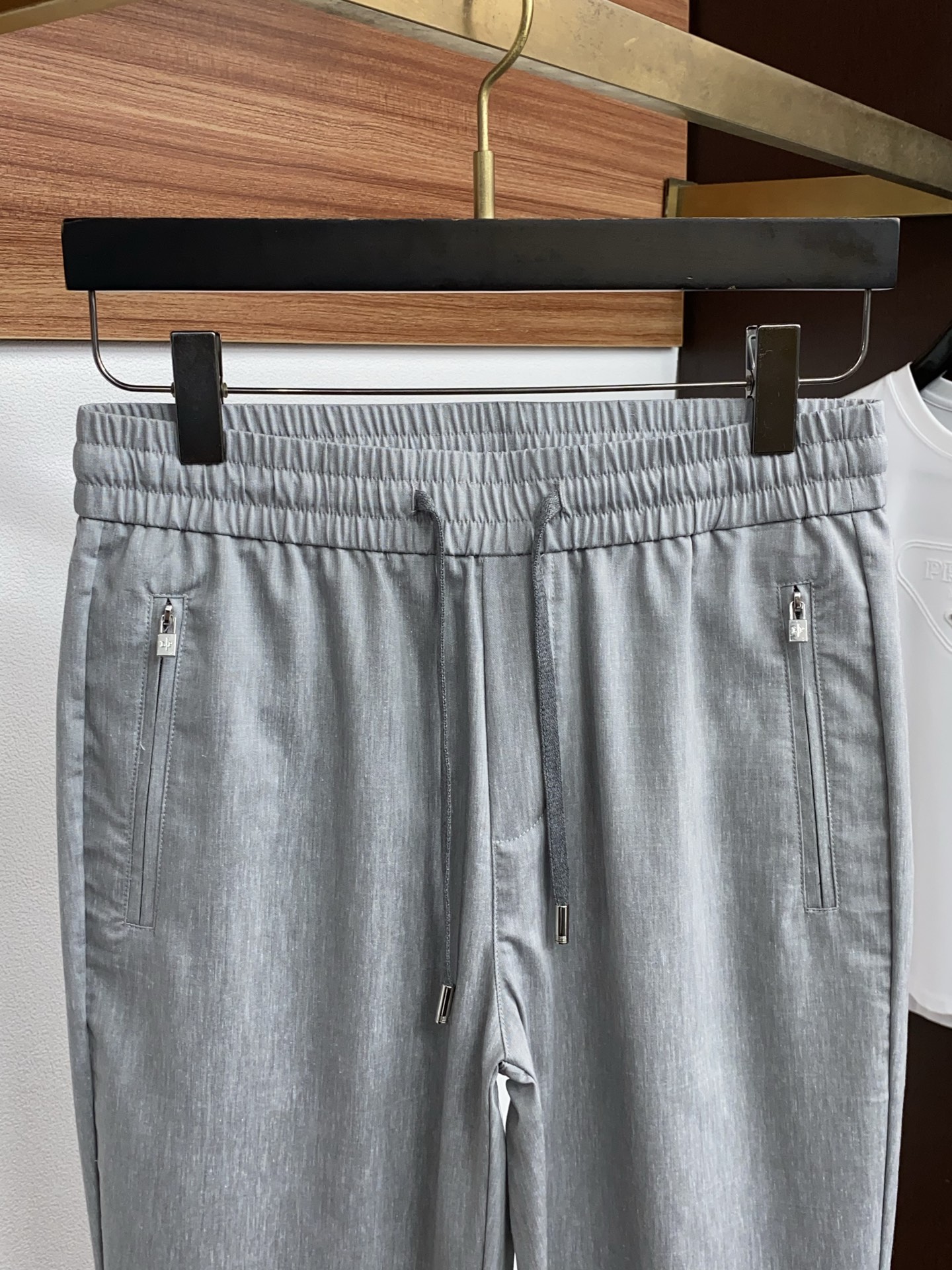 Loro Piana 诺悠翩雅 高端定制、2026早春最新款麻料休闲裤 柜台同步发售 定制亚麻面料 客供
