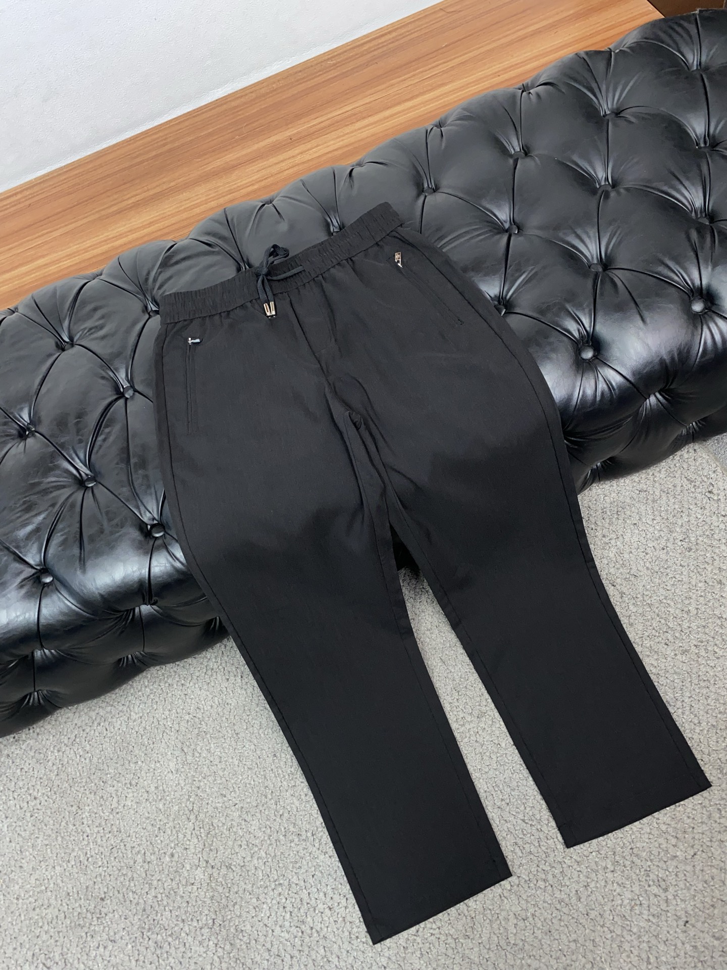 Loro Piana 诺悠翩雅 高端定制、2026早春最新款麻料休闲裤 柜台同步发售 定制亚麻面料 客供