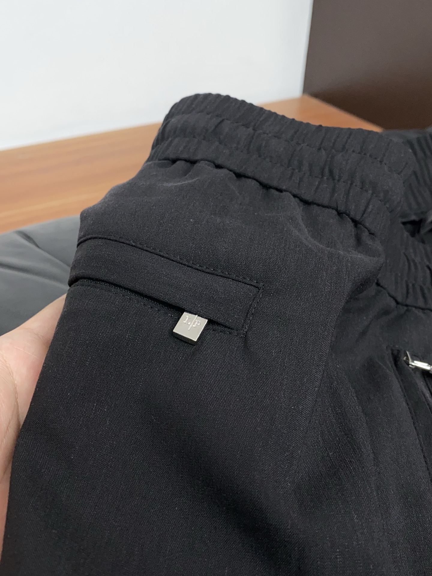 Loro Piana 诺悠翩雅 高端定制、2026早春最新款麻料休闲裤 柜台同步发售 定制亚麻面料 客供