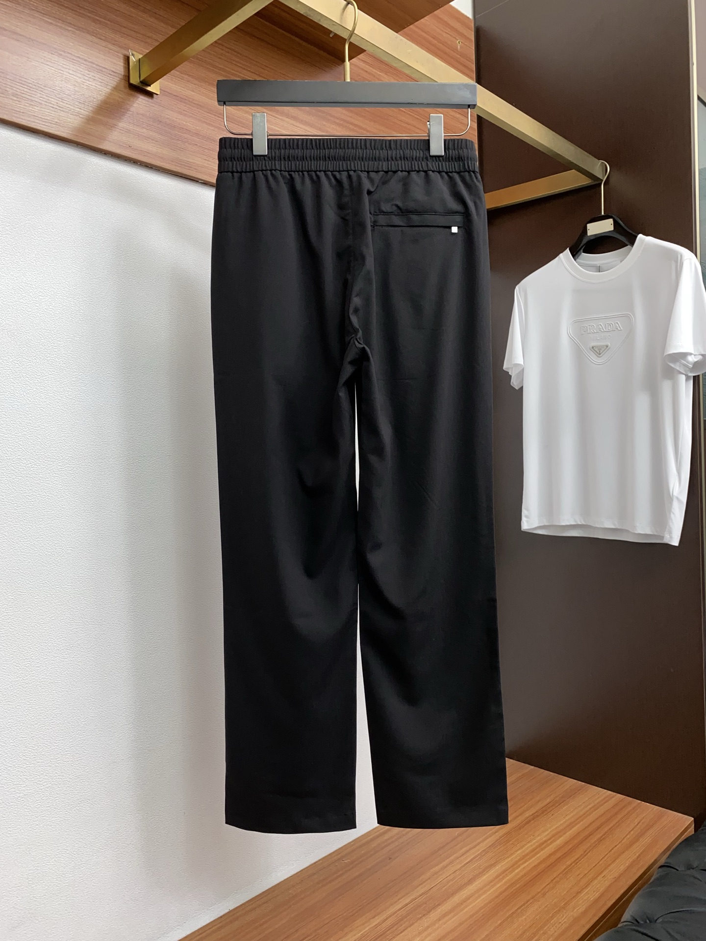 Loro Piana 诺悠翩雅 高端定制、2026早春最新款麻料休闲裤 柜台同步发售 定制亚麻面料 客供