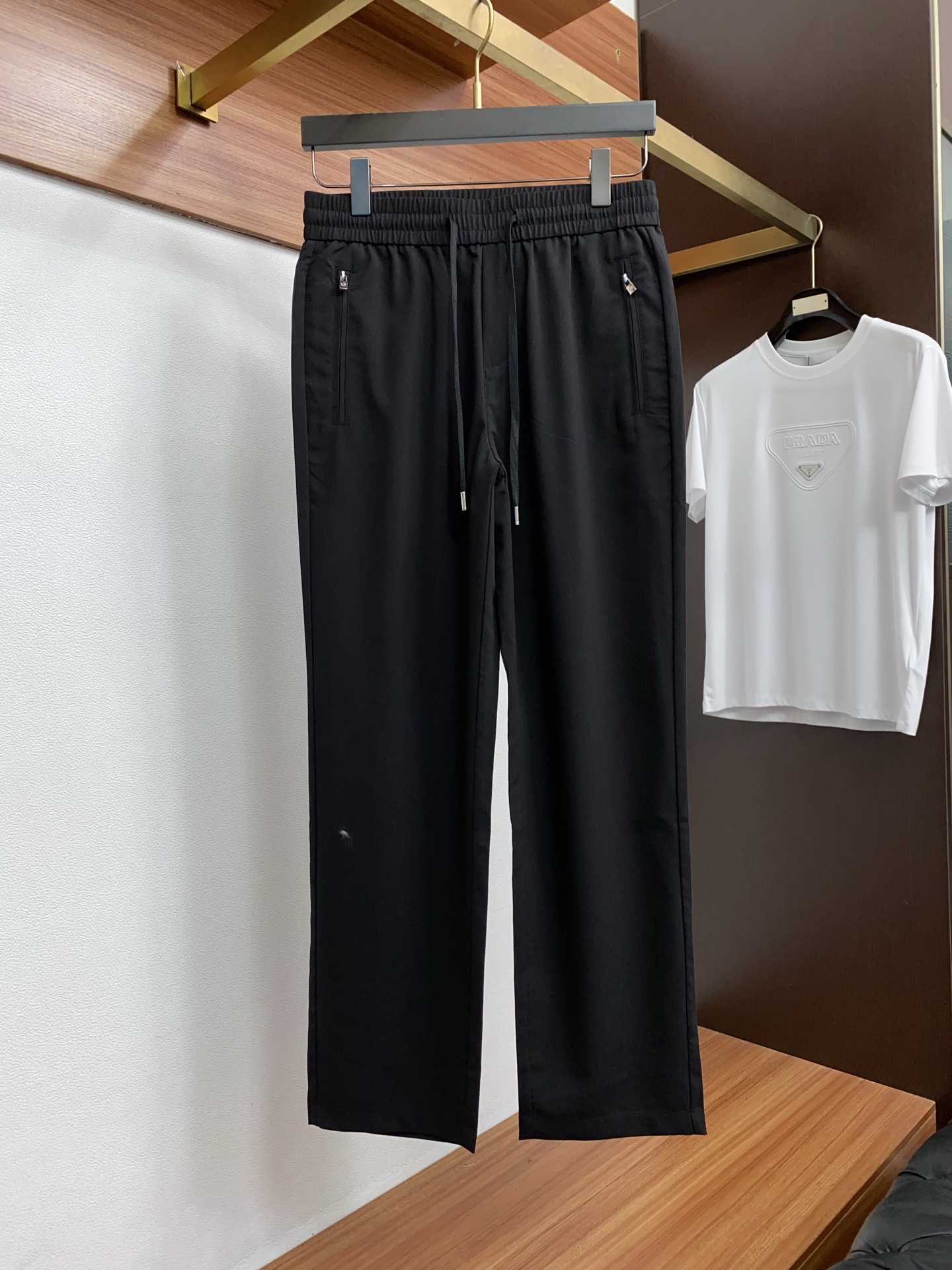 Loro Piana 诺悠翩雅 高端定制、2026早春最新款麻料休闲裤 柜台同步发售 定制亚麻面料 客供