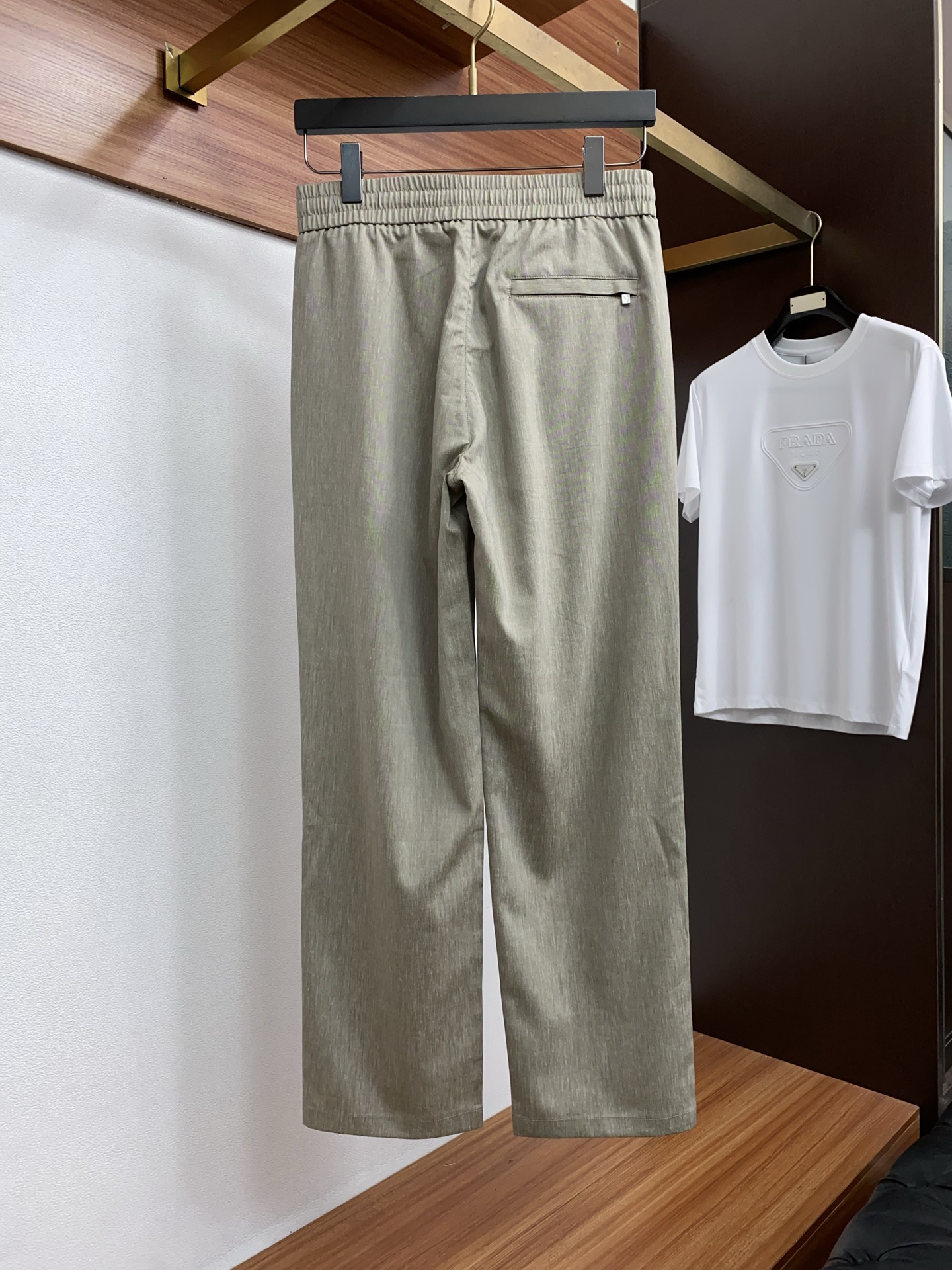 Loro Piana 诺悠翩雅 高端定制、2026早春最新款麻料休闲裤 柜台同步发售 定制亚麻面料 客供