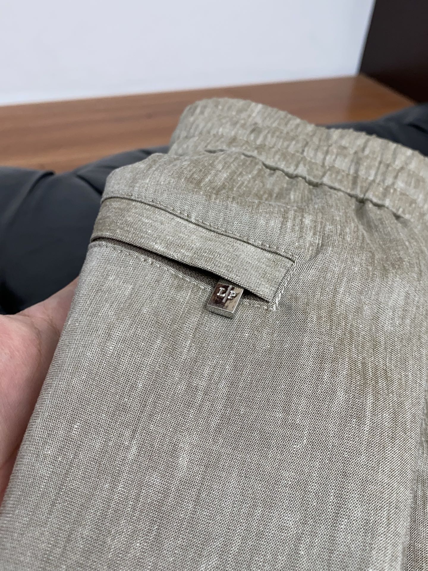 Loro Piana 诺悠翩雅 高端定制、2026早春最新款麻料休闲裤 柜台同步发售 定制亚麻面料 客供