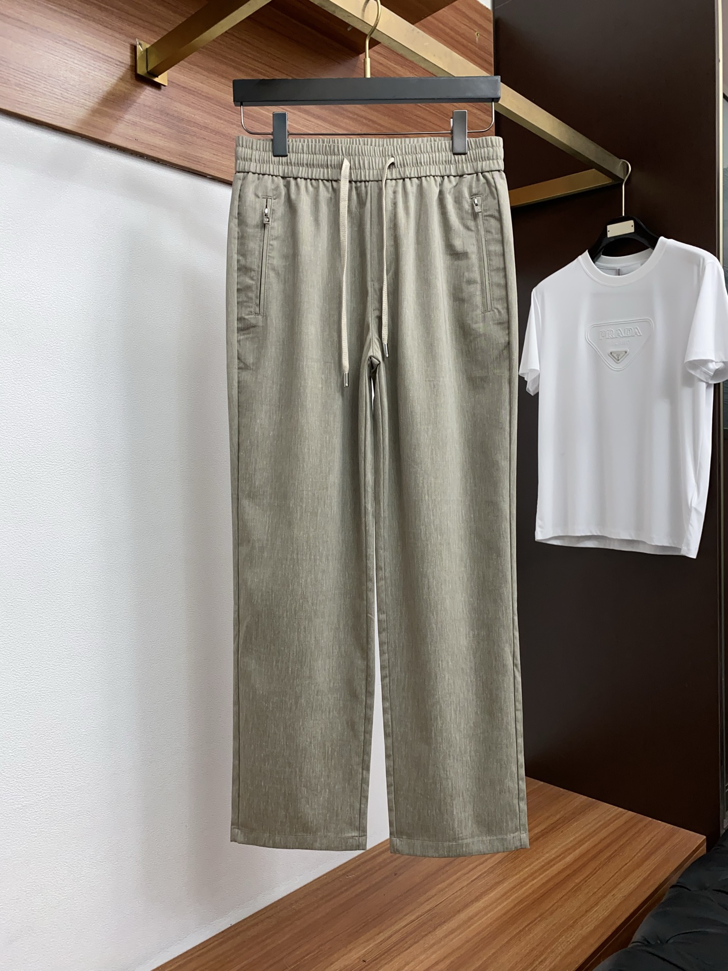 Loro Piana 诺悠翩雅 高端定制、2026早春最新款麻料休闲裤 柜台同步发售 定制亚麻面料 客供