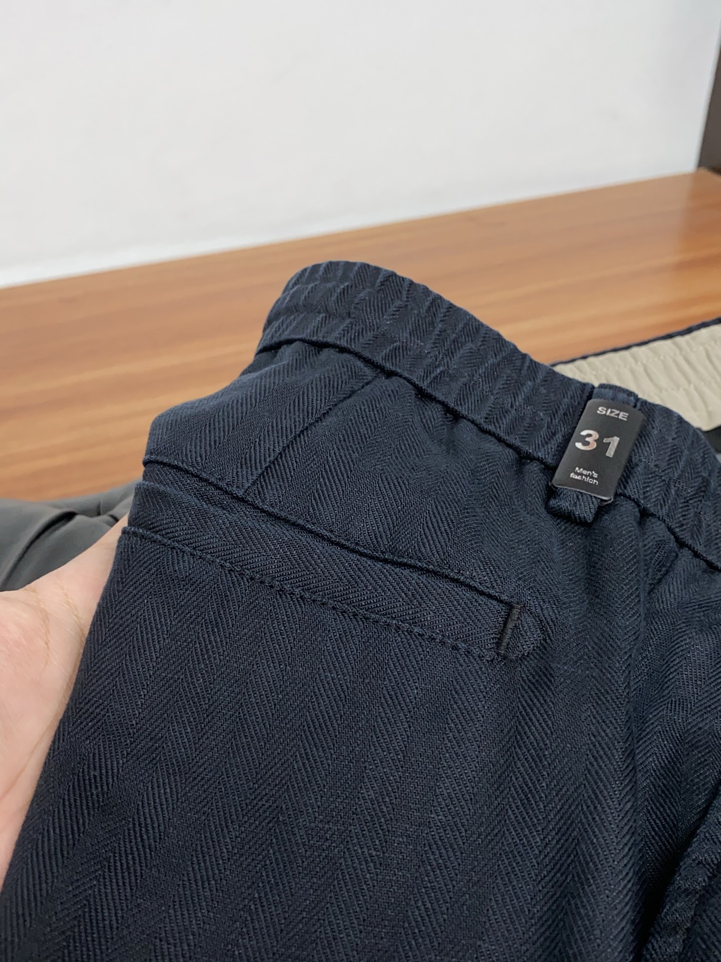 Loro Piana 诺悠翩雅 25FW秋冬新款男士休闲定制亚麻裤  贸易公司渠道稀出，同步官网发售！时