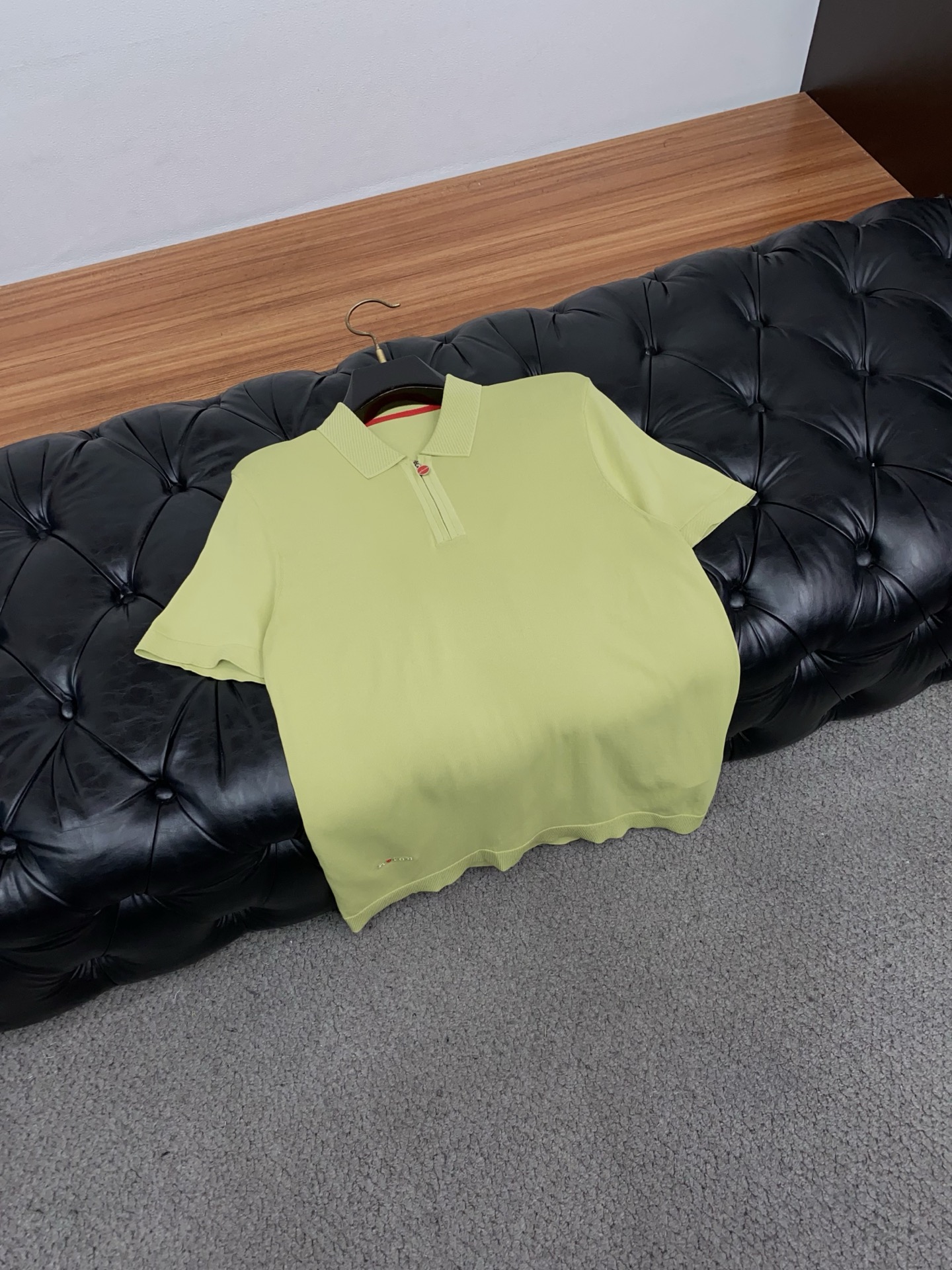 kiton 2026新款男士高端简约翻领衫针织短袖T恤衫，香港洋行渠道货，纯正血统品质，春夏新款，经典王牌系列！ 高端奢