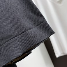 Loro Piana 诺悠翩雅 2026新款男士高端圆领针织短袖PoloT恤衫,香港洋行渠道货,纯正血统 Loro Piana 诺悠翩雅 2026新款男士高端圆领针织短袖PoloT恤衫,香港洋行渠道货,纯正血统