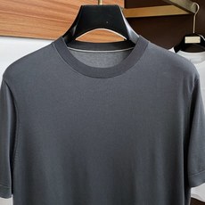 Loro Piana 诺悠翩雅 2026新款男士高端圆领针织短袖PoloT恤衫,香港洋行渠道货,纯正血统 Loro Piana 诺悠翩雅 2026新款男士高端圆领针织短袖PoloT恤衫,香港洋行渠道货,纯正血统
