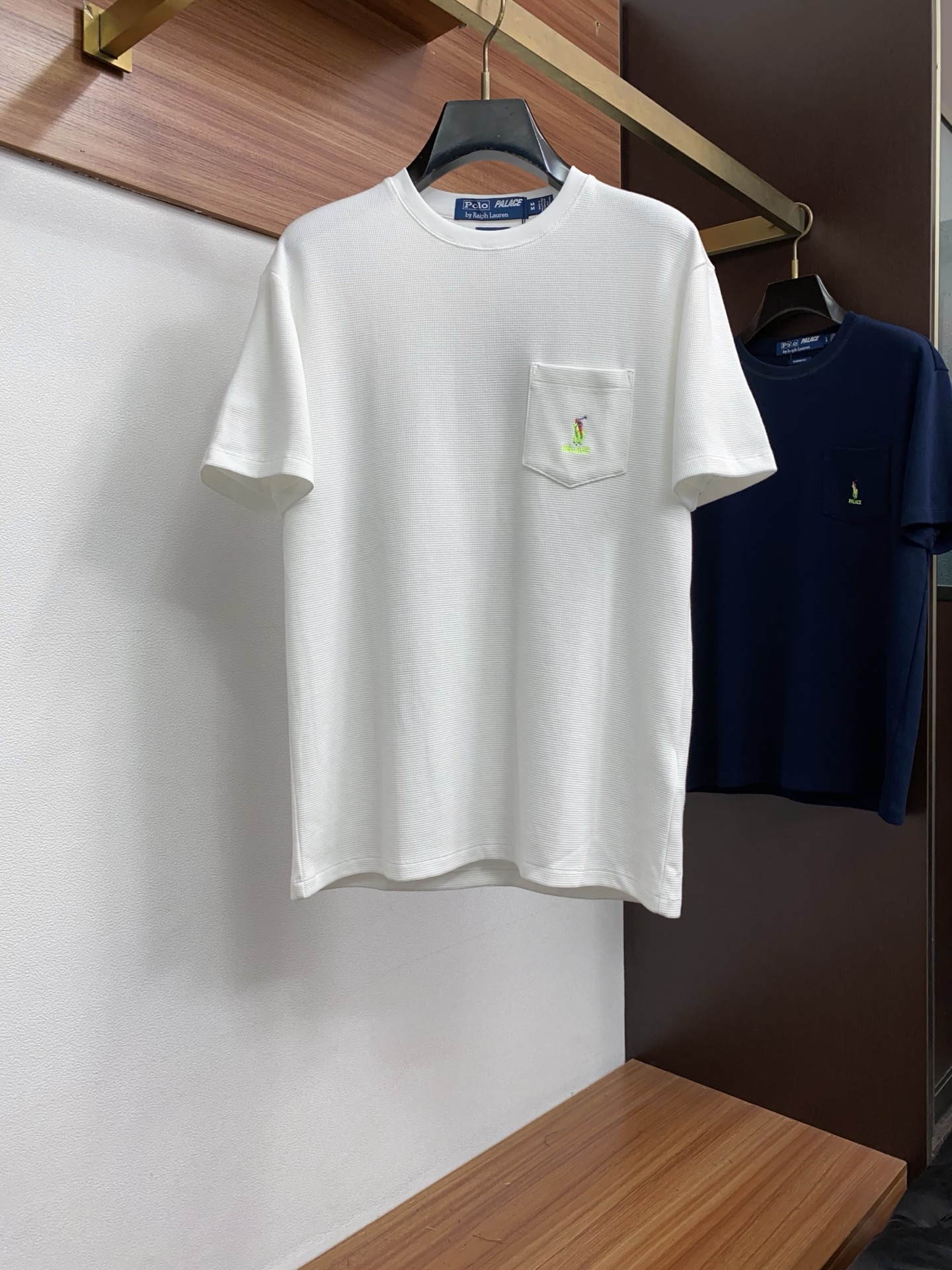 拉夫劳伦 春夏新款男士短袖T恤衫，品牌最新设计元素！既不单调也不复杂,恰到好处的展现品味！客供顶级定制华