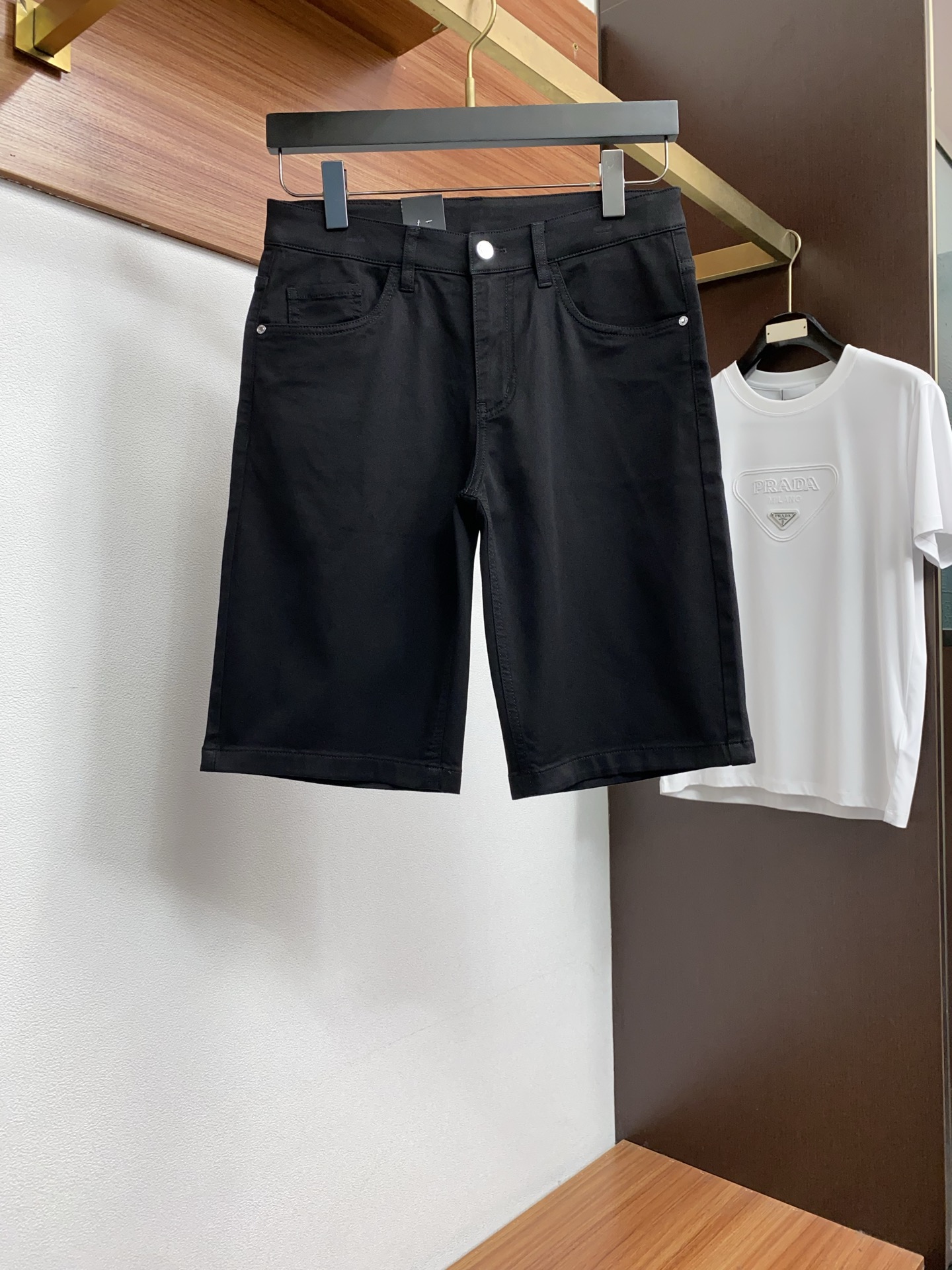 阿玛尼 26新款牛仔短裤 市场独家订制进口丹宁牛仔面料 稀缺面料 超级舒服 工艺复杂四季款牛仔裤 针织牛