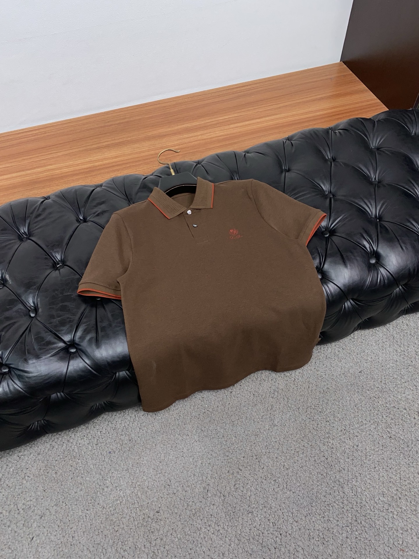 Loro Piana 诺悠翩雅 2026春夏新品细纹珠地商务Polo，极简的衣身造型！顶级丝光珠地质地 