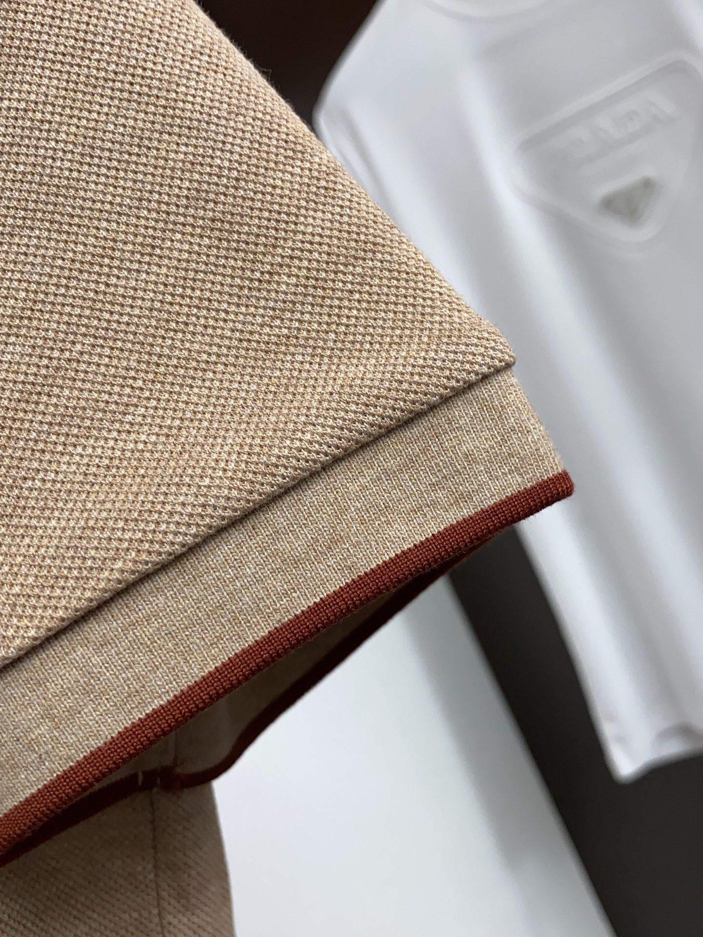 Loro Piana 诺悠翩雅 2026春夏新品细纹珠地商务Polo，极简的衣身造型！顶级丝光珠地质地 