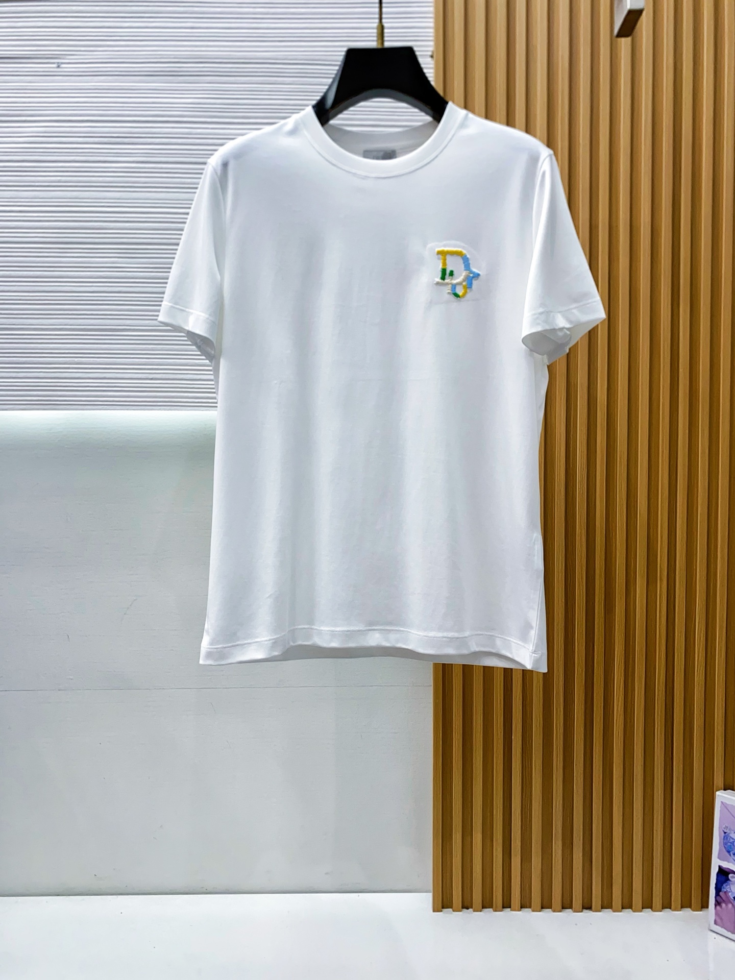 迪奥 2026春夏新款首发专柜最新款圆领短袖 高端订制 设计前卫时尚！品牌logo重工艺设计 高端定制8