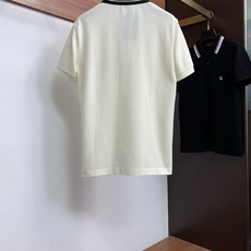 古奇 2026春夏新品细纹珠地商务Polo,极简的衣身造型!顶级天丝棉质地 整体的触感极为舒适,弹力十足 古奇 2026春夏新品细纹珠地商务Polo,极简的衣身造型!顶级天丝棉质地 整体的触感极为舒适,弹力十足