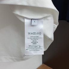 1v 路易威登 经典翻领POLO版型,修饰身形,沉稳百搭,不挑肤色,适配商务、休闲多场景,采用高支精梳棉 1v 路易威登 经典翻领POLO版型,修饰身形,沉稳百搭,不挑肤色,适配商务、休闲多场景,采用高支精梳棉