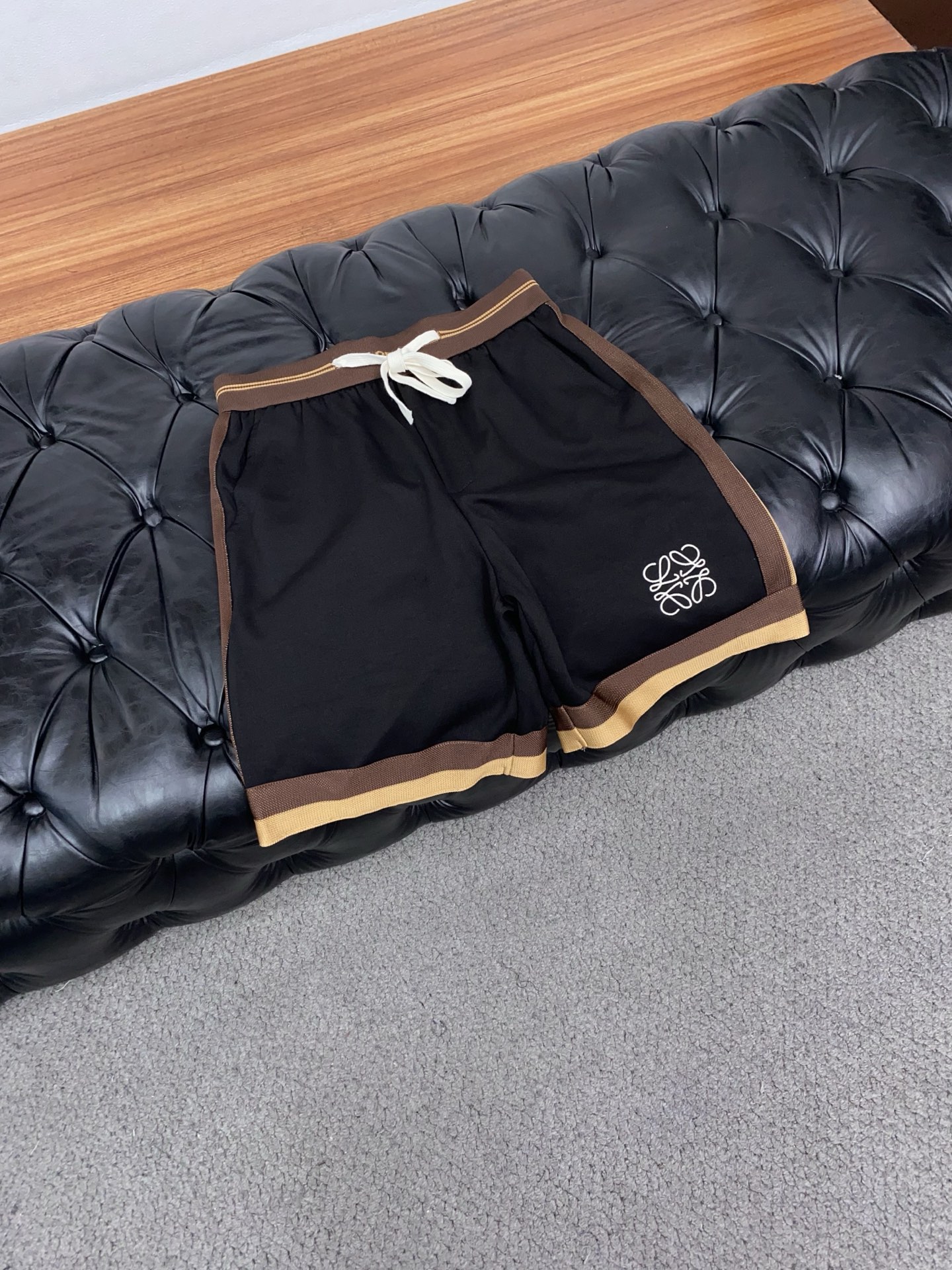 로에베 남성 반바지 135486 Loewe Shorts 썸네일 이미지