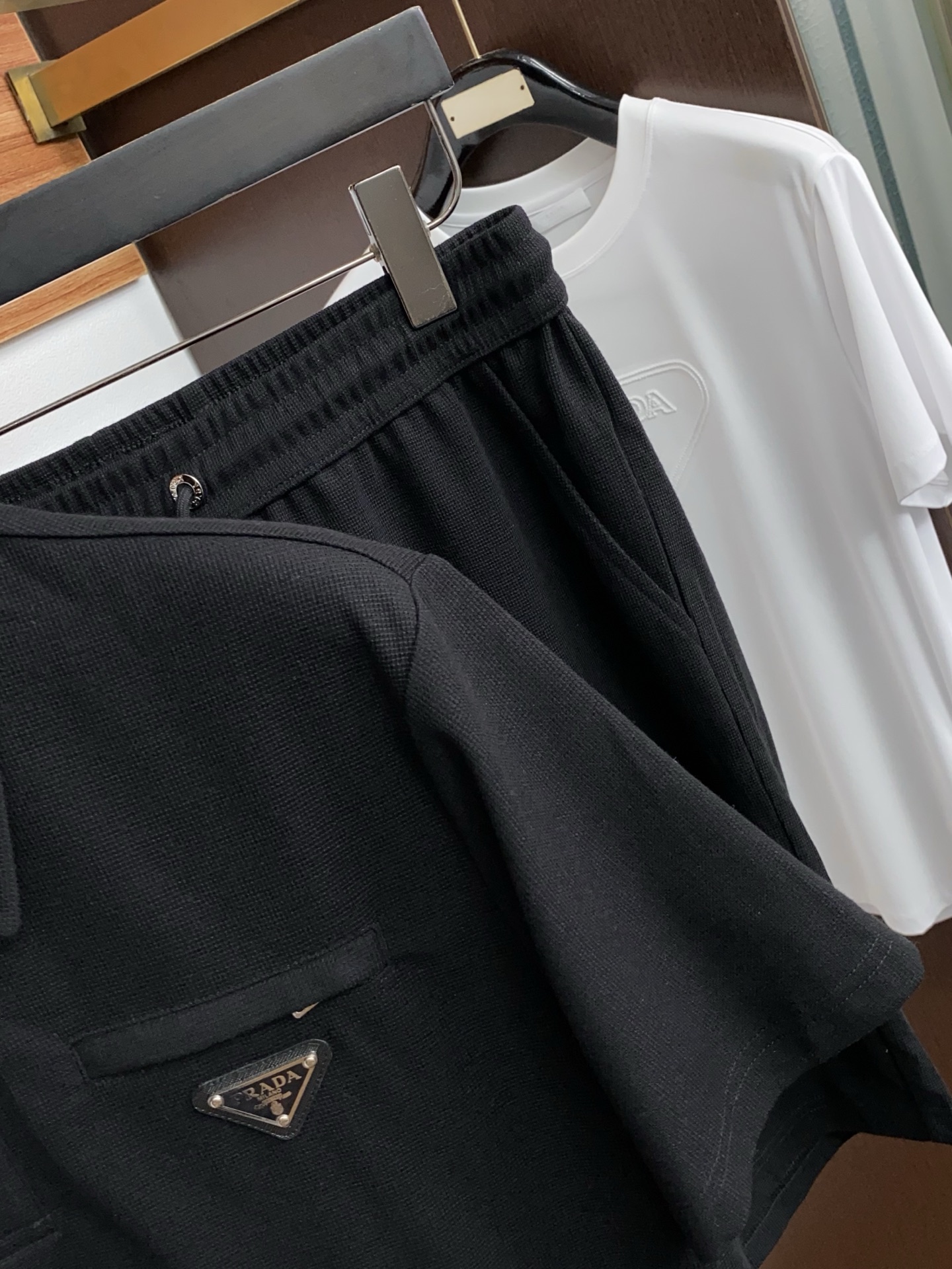 프라다 남성 반팔 133076 Prada T Shirt 썸네일 이미지