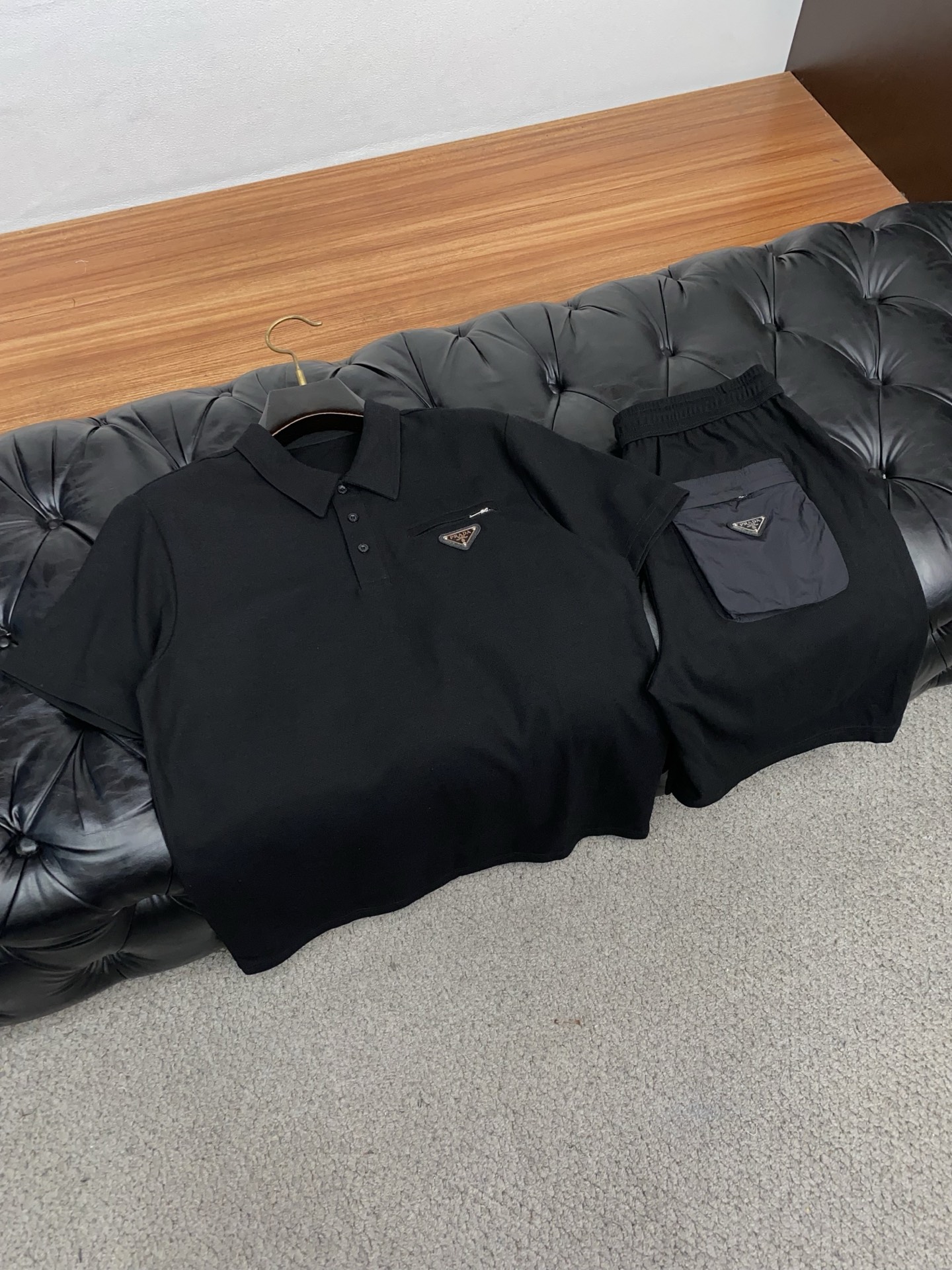 프라다 남성 반팔 133076 Prada T Shirt 썸네일 이미지