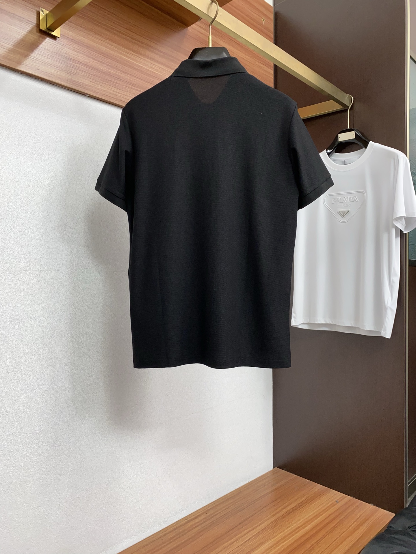 爱马仕  经典翻领POLO版型，修饰身形，沉稳百搭，不挑肤色，适配商务、休闲多场景，采用高支精梳棉/珠地