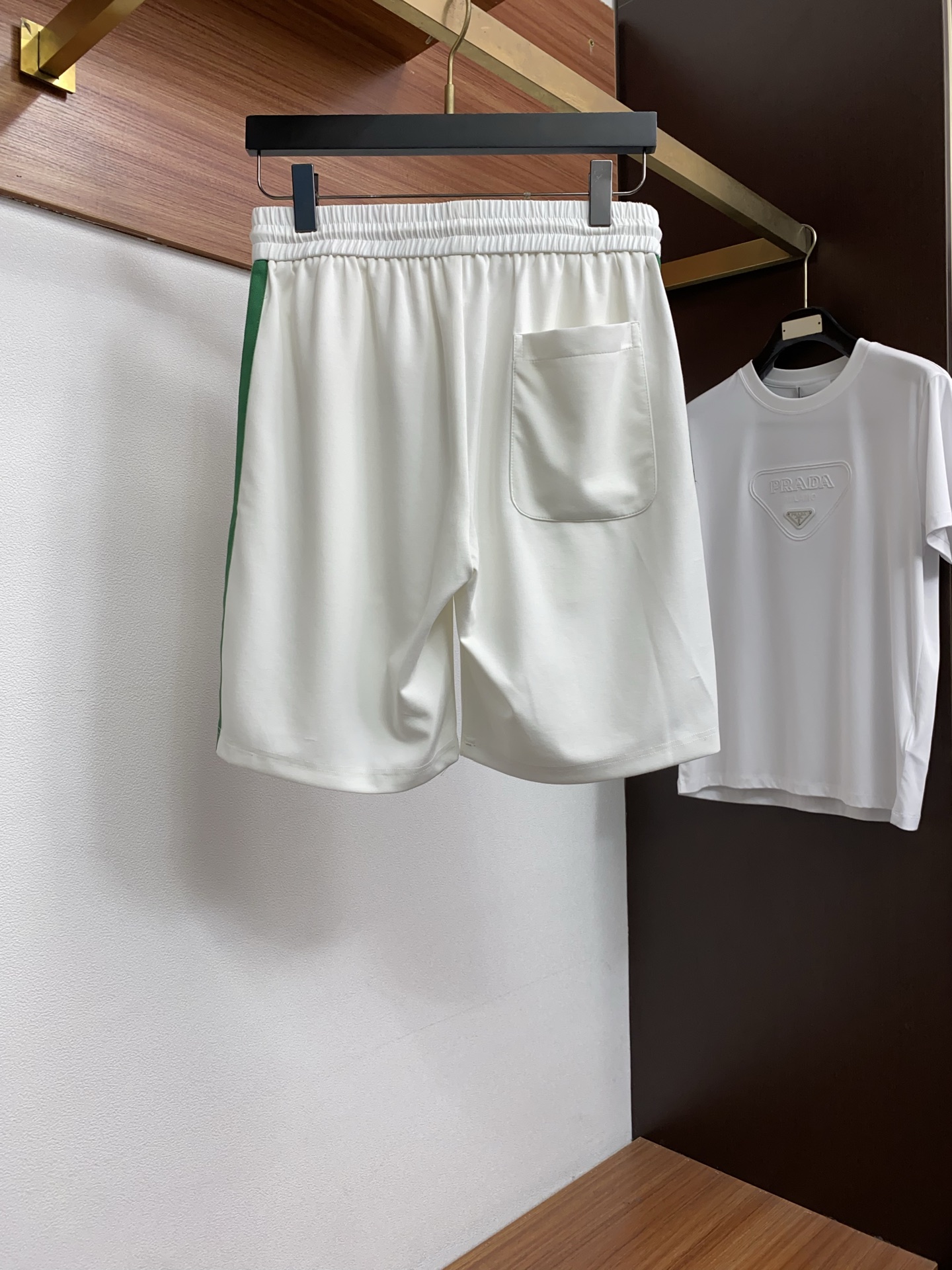 巴黎世家 套销售 春款套装 顶级品质 定制顶级面料 新品 最新设计款 2026ss 秀场新品‼品相非常完