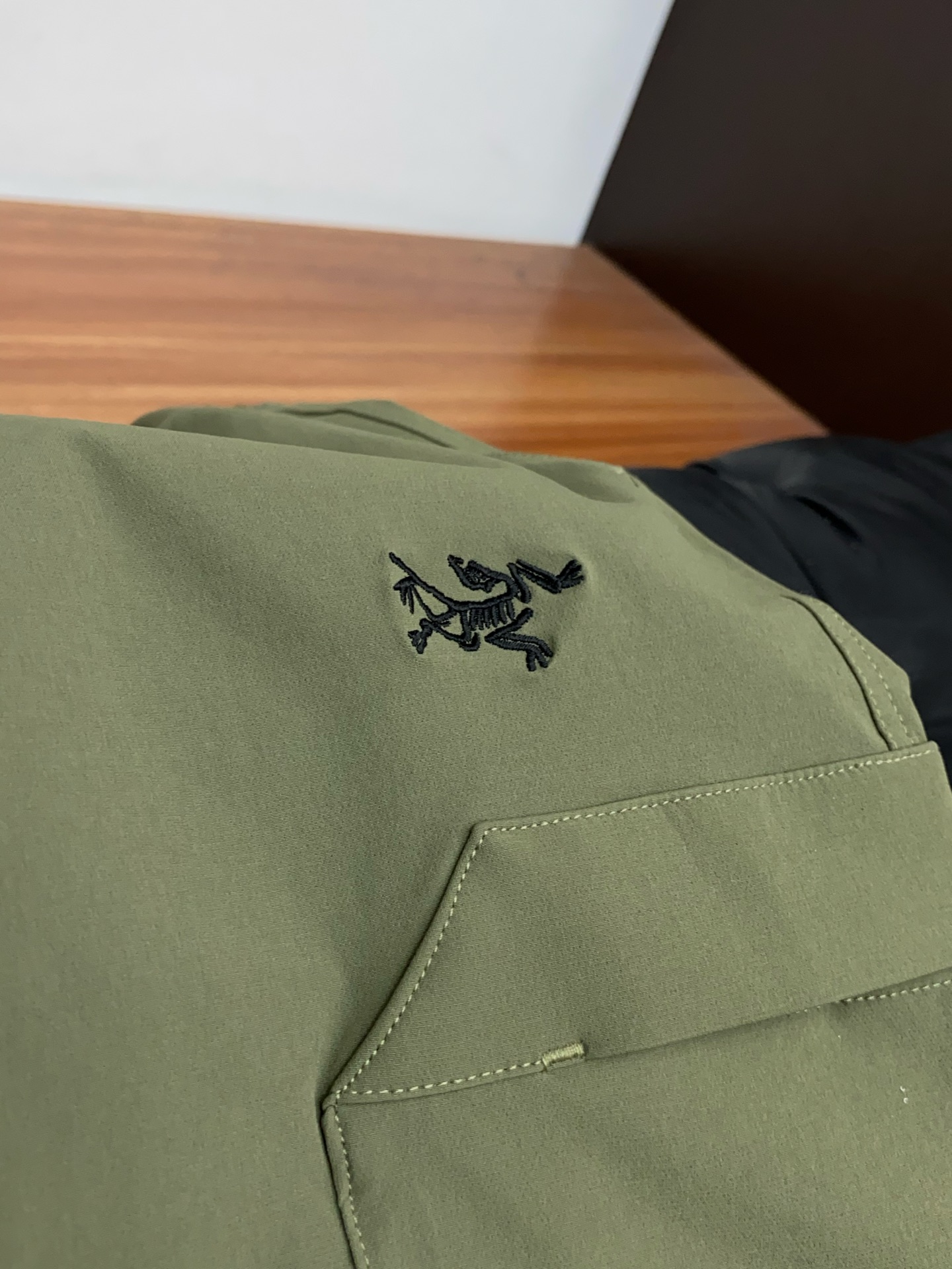 아크테릭스 남성 반바지 135488 Arc'teryx Shorts 썸네일 이미지