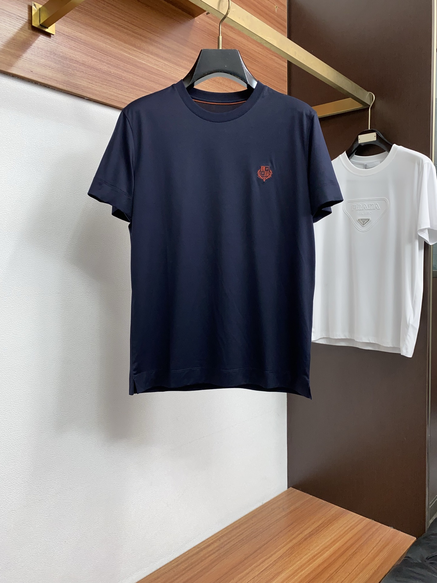Loro Piana 诺悠翩雅 2026新款男士高端圆领针织短袖T恤衫，香港洋行渠道货，纯正血统品质，春