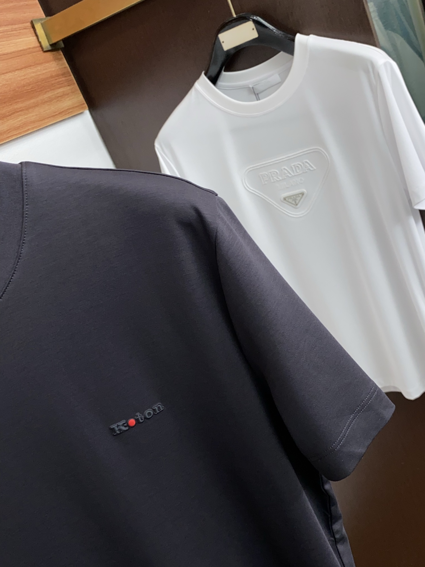 kiton 2026新款男士高端圆领针织短袖T恤衫，香港洋行渠道货，纯正血统品质，春夏新款，经典王牌系列