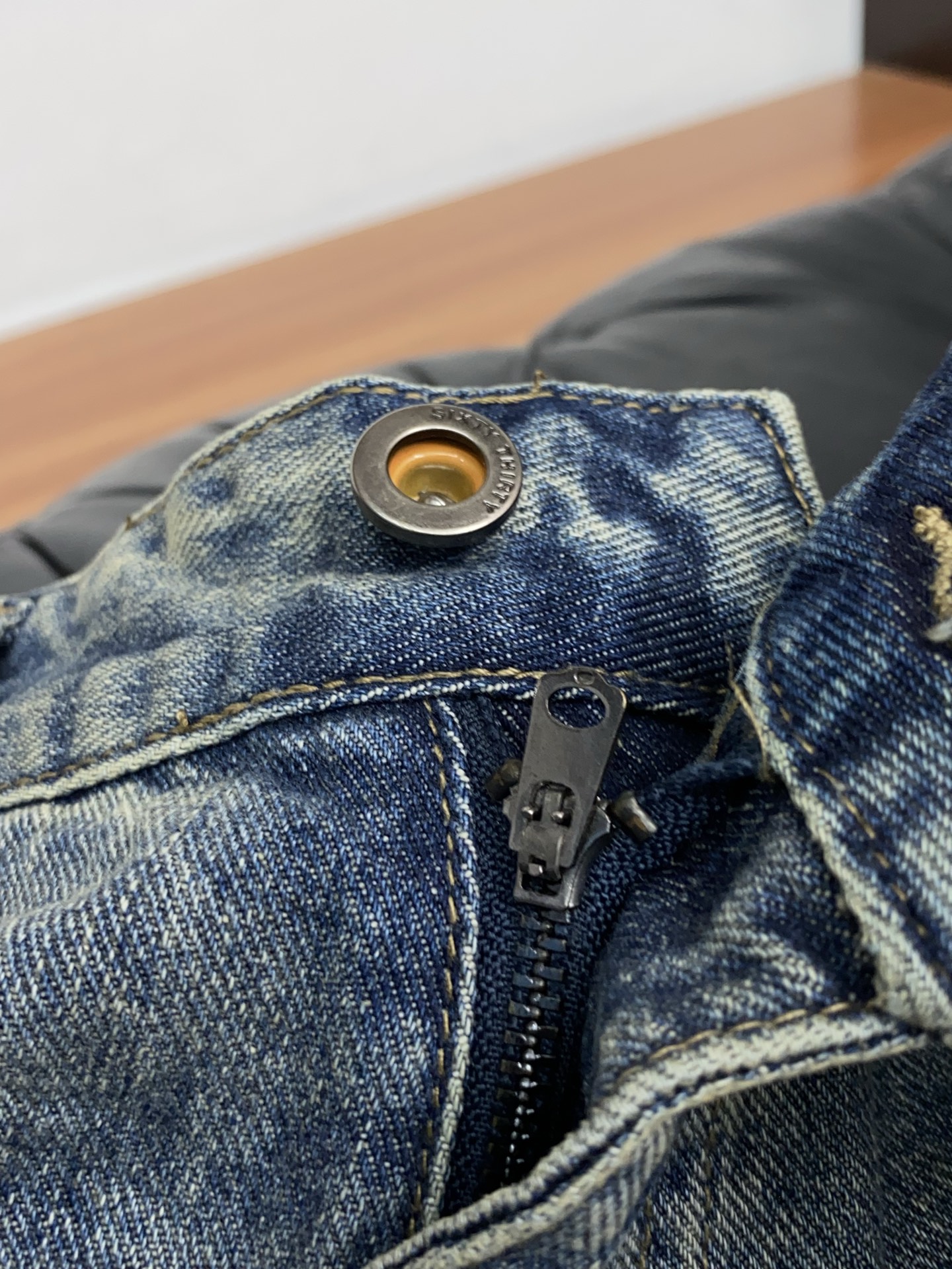루이비통 남성 반바지 129902 Louis Vuitton Shorts 썸네일 이미지