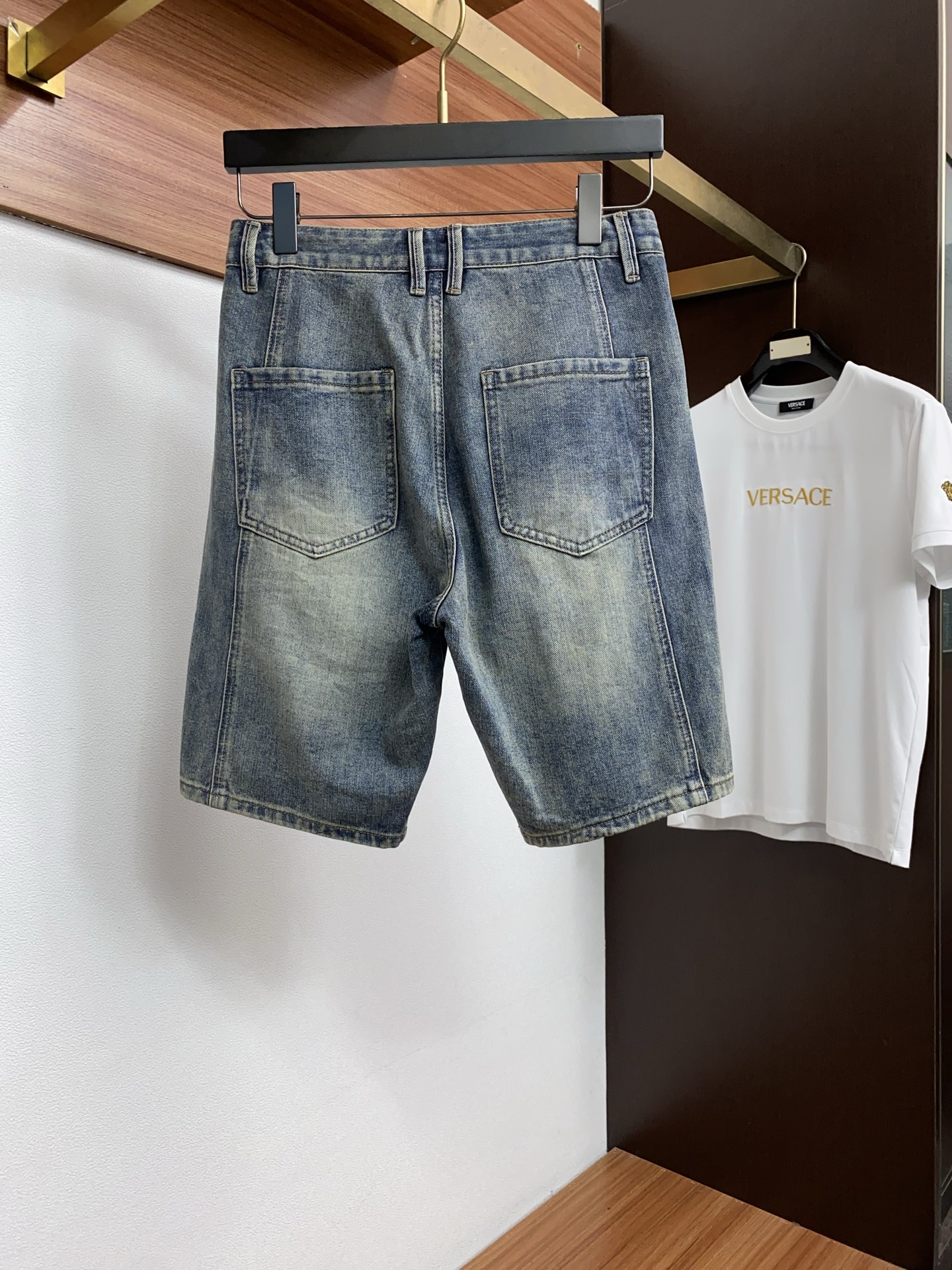 루이비통 남성 반바지 129902 Louis Vuitton Shorts 썸네일 이미지