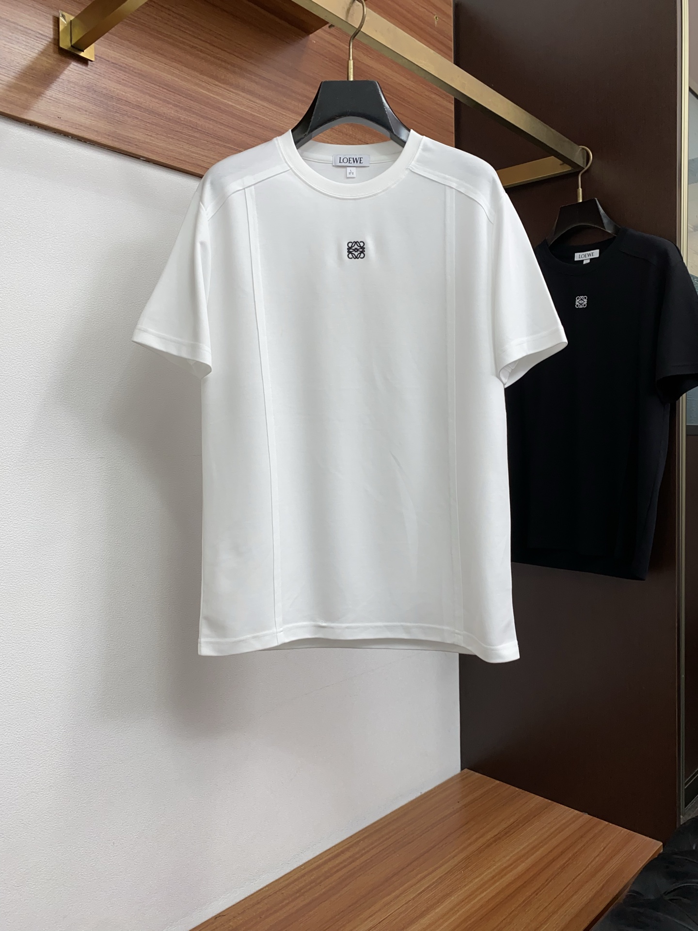 罗意威 26SS春夏新款 纯棉质圆微阔领短袖 男士基础款纯白专柜短袖T恤衫！贸易公司渠道稀出，同步官网发