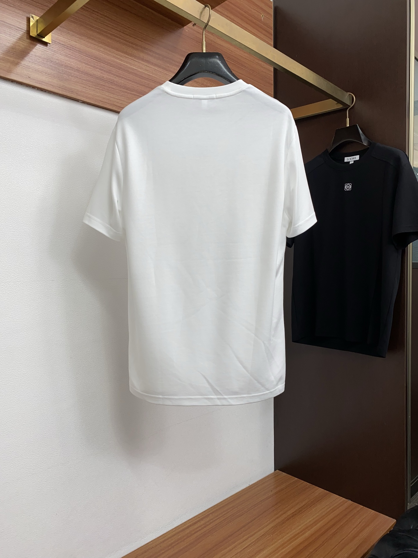 罗意威 26SS春夏新款 纯棉质圆微阔领短袖 男士基础款纯白专柜短袖T恤衫！贸易公司渠道稀出，同步官网发