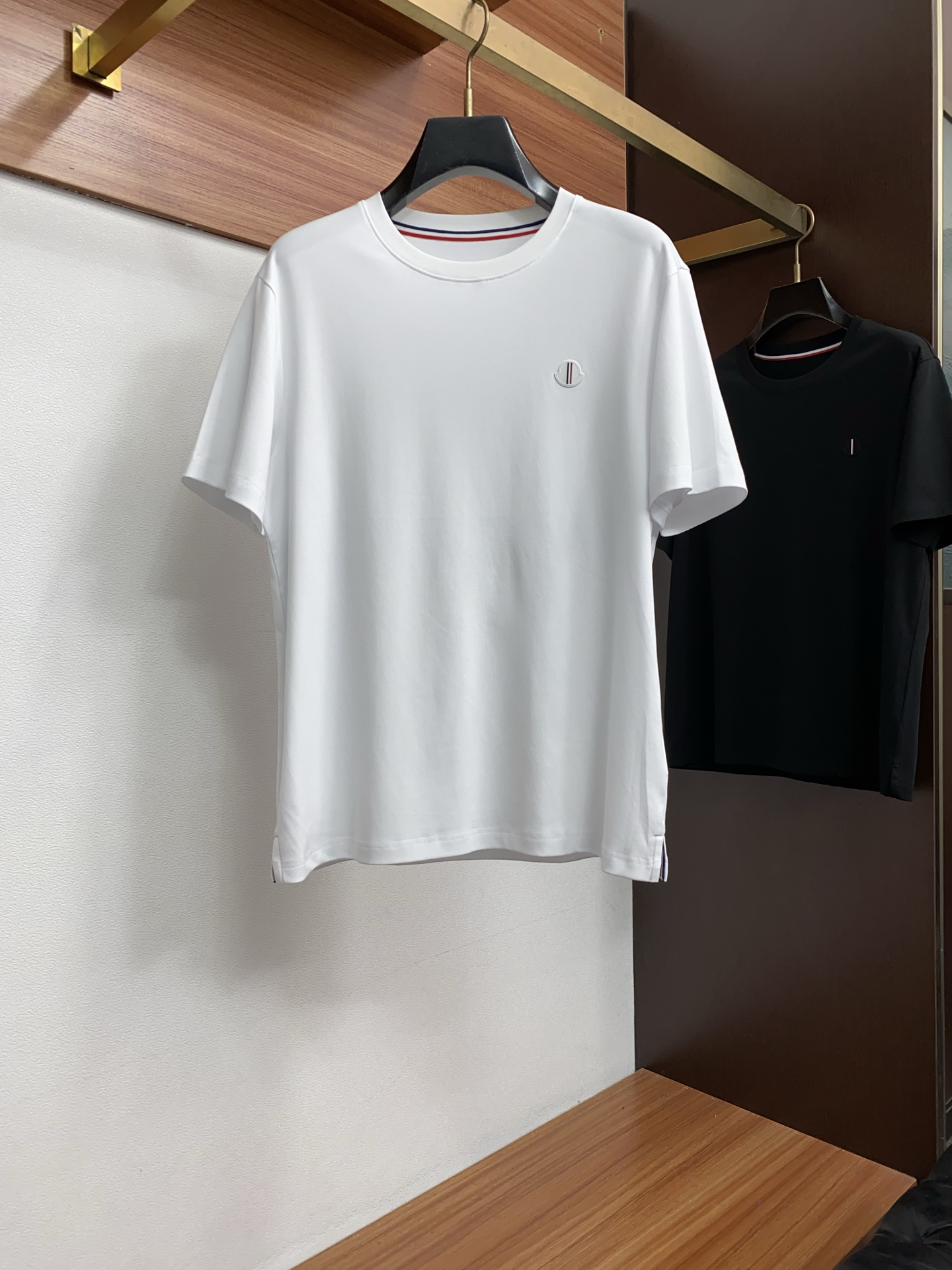 蒙口 26SS春夏新款 皮麻棉质圆微阔领短袖 男士基础款纯白专柜短袖T恤衫！贸易公司渠道稀出，同步官网发