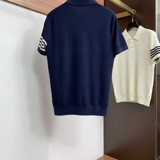 TB 2026春夏新品半翻领商务Polo,极简的衣身造型!顶级针织丝光棉质地 整体的触感极为舒适,工艺 TB 2026春夏新品半翻领商务Polo,极简的衣身造型!顶级针织丝光棉质地 整体的触感极为舒适,工艺