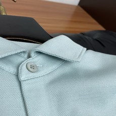 杰尼亚 2026春夏新品翻领商务Polo,极简的衣身造型!顶级珠地6角蜂窝丝光棉质地 整体的触感极为舒适 杰尼亚 2026春夏新品翻领商务Polo,极简的衣身造型!顶级珠地6角蜂窝丝光棉质地 整体的触感极为舒适
