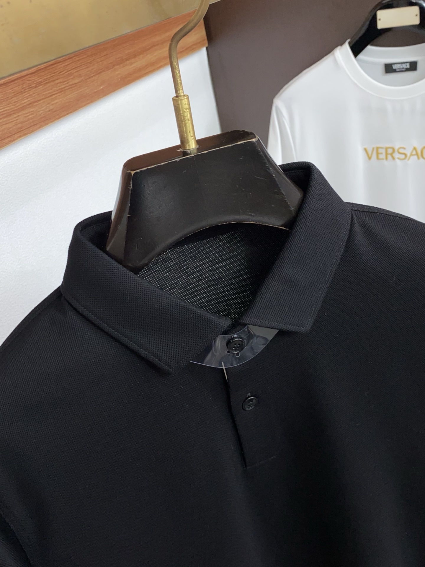杰尼亚 2026春夏新品翻领商务Polo，极简的衣身造型！顶级珠地6角蜂窝丝光棉质地 整体的触感极为舒适