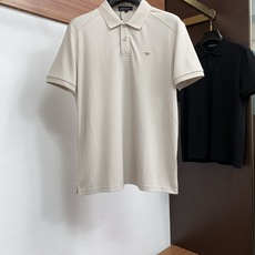 2026春夏新品商务Polo,极简的衣身造型!丝光面料整体的触感极为舒适,弹力十足亲肤效果高级,经典时尚翻领 Polo衫 2026春夏新品商务Polo,极简的衣身造型!丝光面料整体的触感极为舒适,弹力十足亲肤效果高级,经典时尚翻领 Polo衫