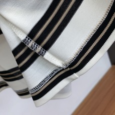 2026春夏新品商务Polo,极简的衣身造型!丝光面料整体的触感极为舒适,弹力十足亲肤效果高级,经典时尚 2026春夏新品商务Polo,极简的衣身造型!丝光面料整体的触感极为舒适,弹力十足亲肤效果高级,经典时尚