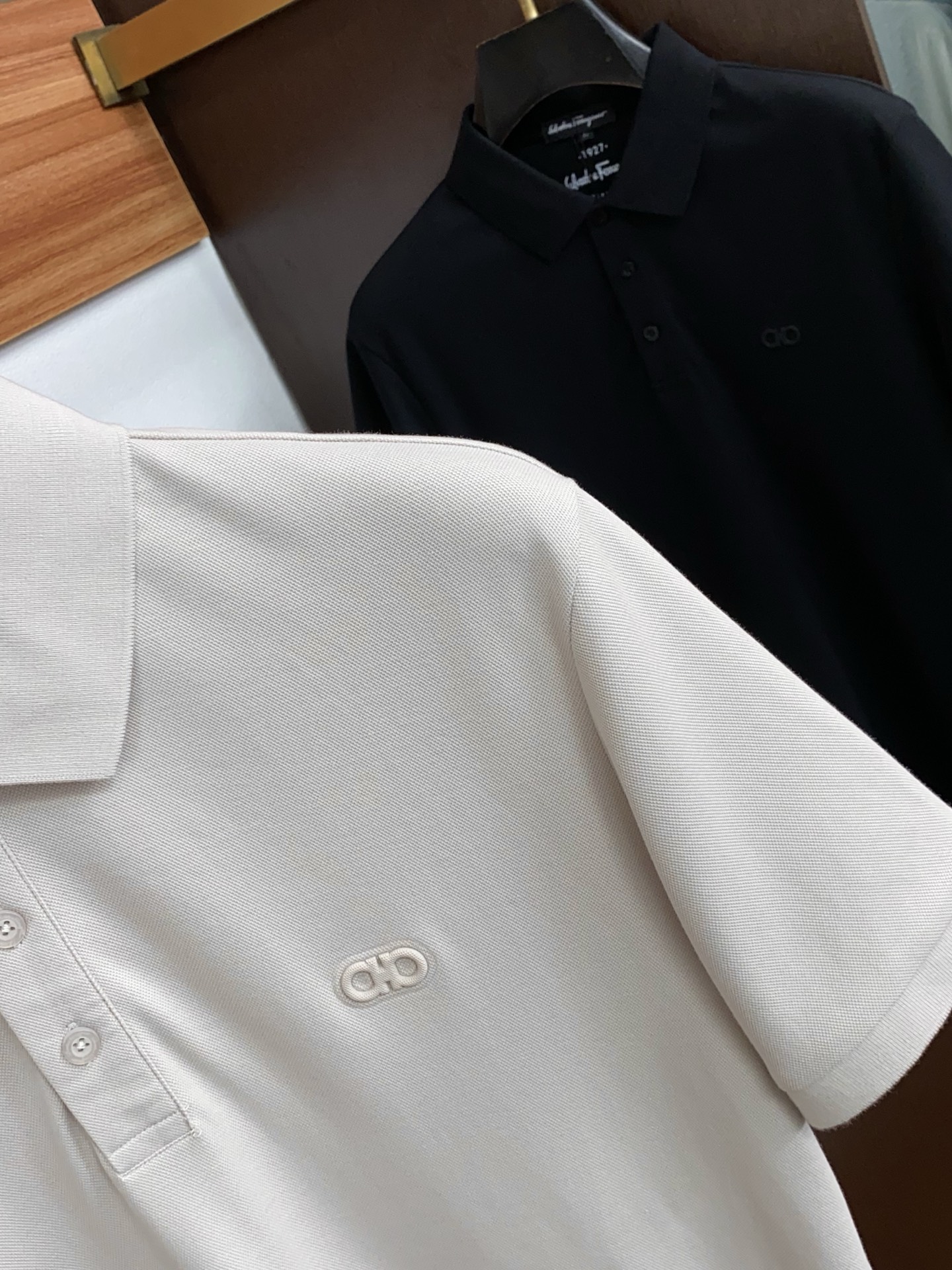 페레가모 남성 반팔 127026 Ferragamo T Shirt 썸네일 이미지