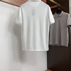 阿玛尼 2026春夏新品商务Polo,极简的衣身造型!丝光面料整体的触感极为舒适,弹力十足亲肤效果高级, 阿玛尼 2026春夏新品商务Polo,极简的衣身造型!丝光面料整体的触感极为舒适,弹力十足亲肤效果高级,