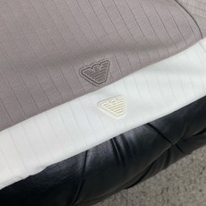 阿玛尼 2026春夏新品商务Polo,极简的衣身造型!丝光面料整体的触感极为舒适,弹力十足亲肤效果高级, 阿玛尼 2026春夏新品商务Polo,极简的衣身造型!丝光面料整体的触感极为舒适,弹力十足亲肤效果高级,