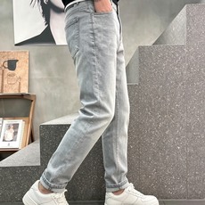 迪奥 高端定制、2026早春最新款牛仔裤 柜台同步发售 原版定制复刻 客供五金辅料 原单品质 进口牛仔面 迪奥 高端定制、2026早春最新款牛仔裤 柜台同步发售 原版定制复刻 客供五金辅料 原单品质 进口牛仔面