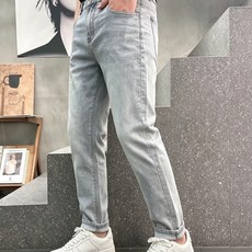 迪奥 高端定制、2026早春最新款牛仔裤 柜台同步发售 原版定制复刻 客供五金辅料 原单品质 进口牛仔面 迪奥 高端定制、2026早春最新款牛仔裤 柜台同步发售 原版定制复刻 客供五金辅料 原单品质 进口牛仔面