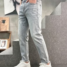 迪奥 高端定制、2026早春最新款牛仔裤 柜台同步发售 原版定制复刻 客供五金辅料 原单品质 进口牛仔面 迪奥 高端定制、2026早春最新款牛仔裤 柜台同步发售 原版定制复刻 客供五金辅料 原单品质 进口牛仔面