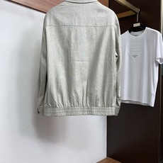 Loro Piana 诺悠翩雅 2026新款男士休闲定制麻料翻领夹克外套 简约干练的休闲外套,瞬间重回时 Loro Piana 诺悠翩雅 2026新款男士休闲定制麻料翻领夹克外套 简约干练的休闲外套,瞬间重回时